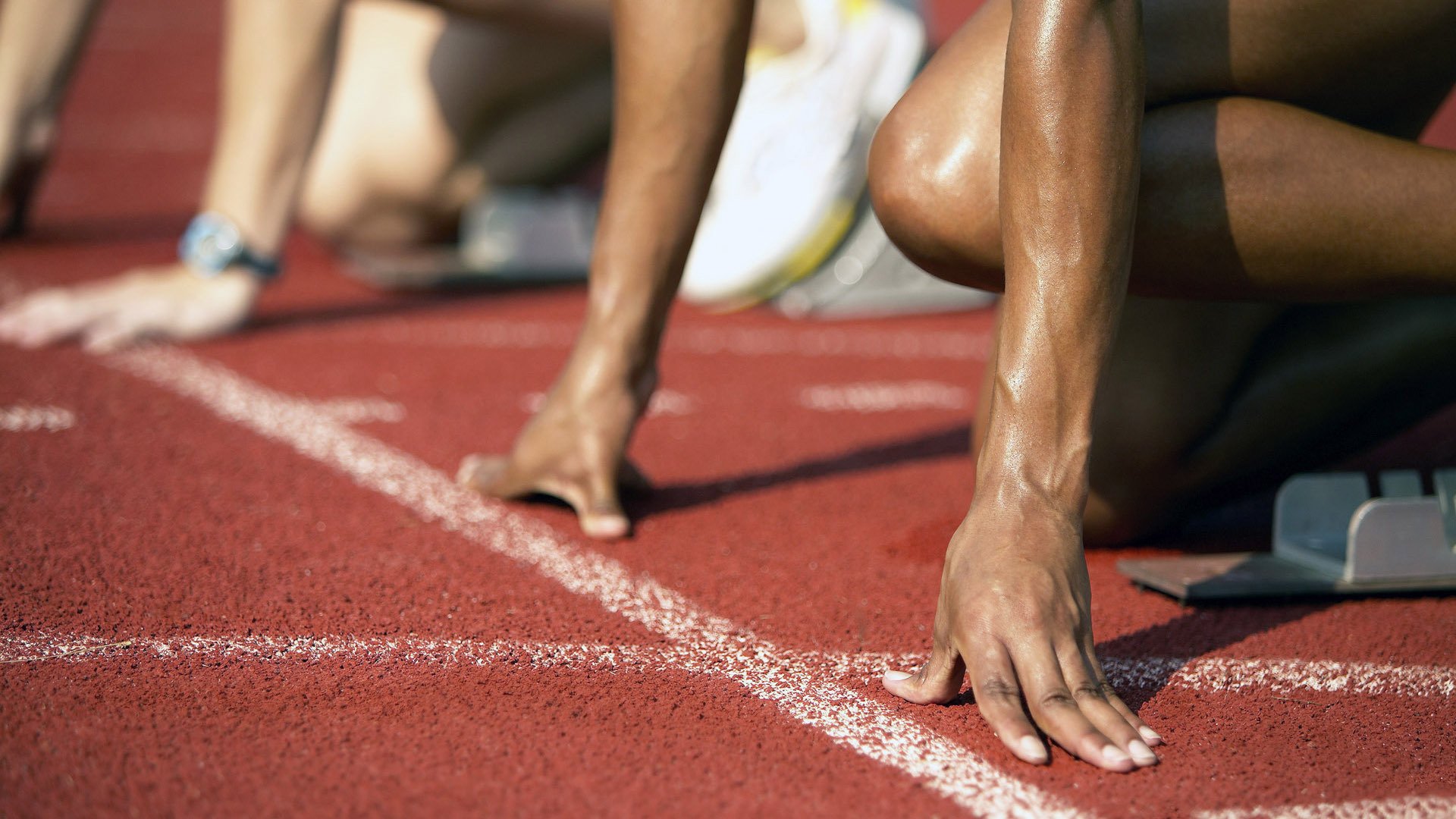 篮球文化走进校园，激发学子运动热情，良好的校园篮球文化